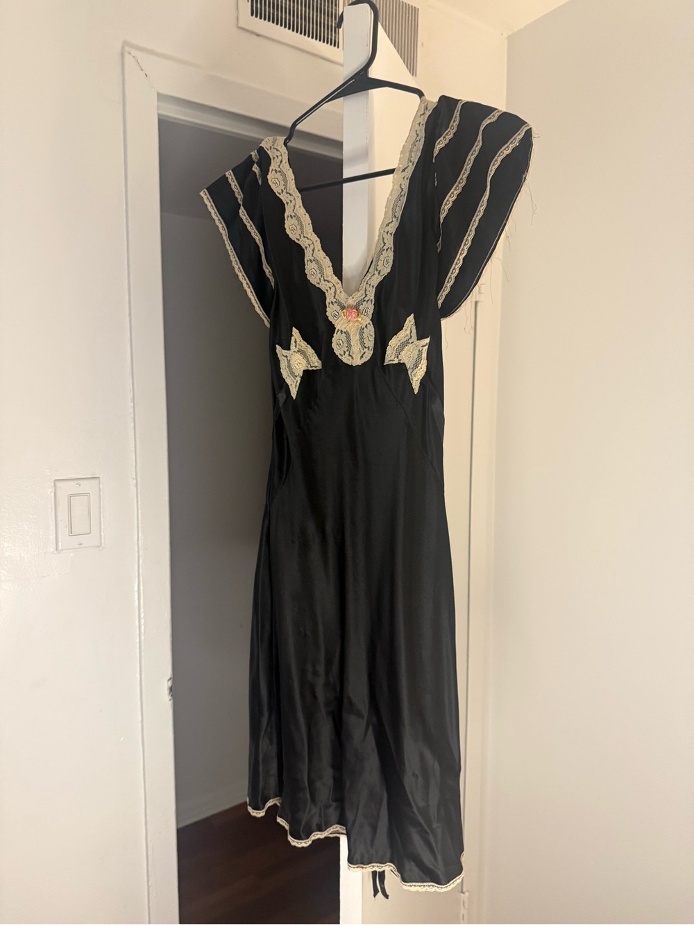 vintage 1990s Betsey Johnson silk satin bias-cut slip dress black Chemise - Picture 2 of 5